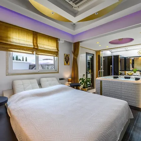 וילה Pervolia House