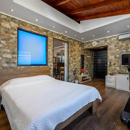 Pervolia House *