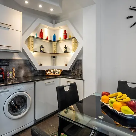 Vila Pervolia House *
